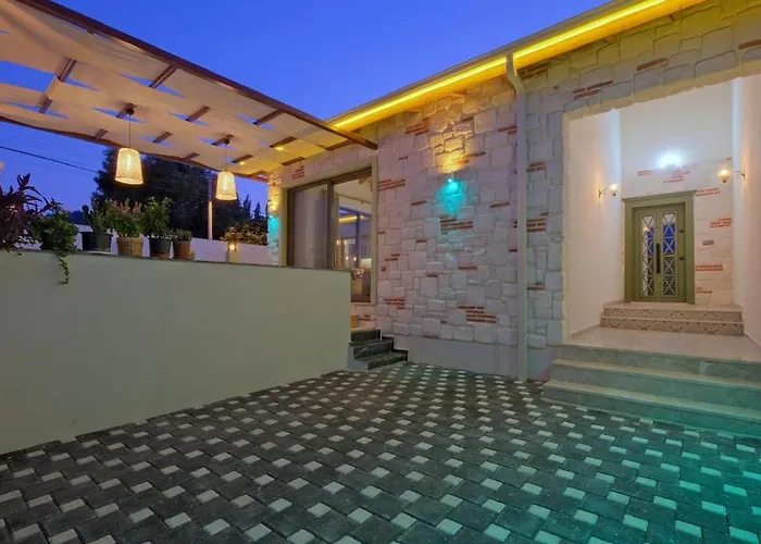 Dogalika-villa With Sauna For 4 People In Seydikemer Zorlar וילה *